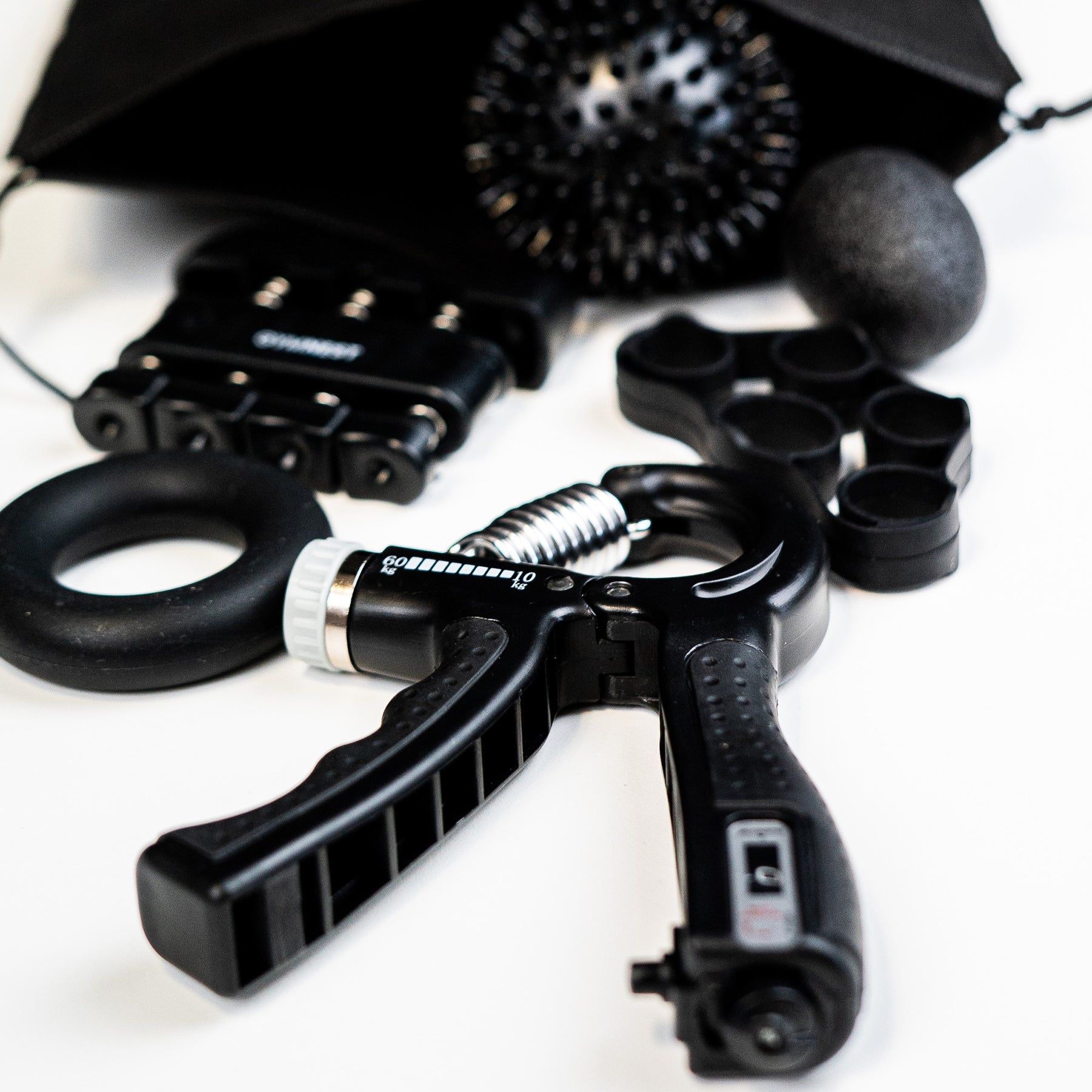 6 in 1 HANDTRAINER SET